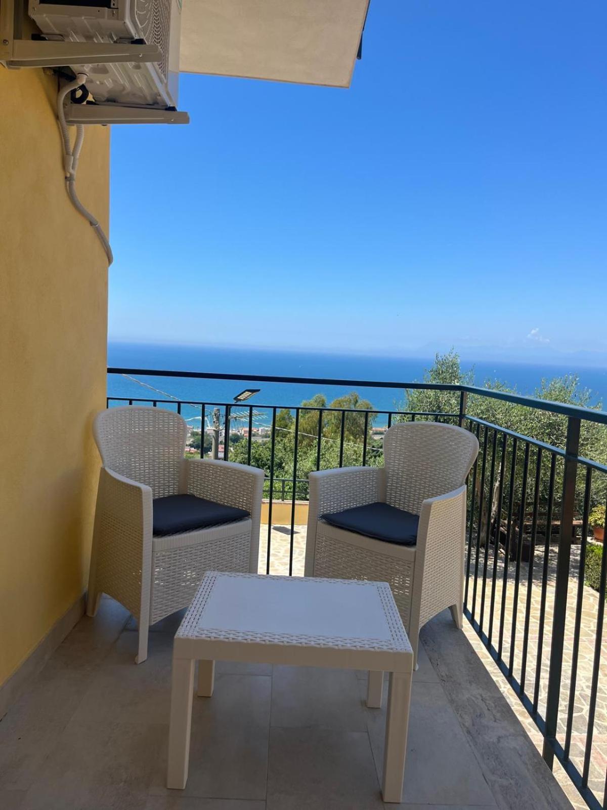 B&B "L'Eco Del Mare" Agropoli Exterior photo